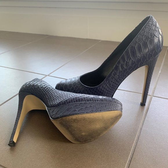 Enzo Angiolini Snakeskin Heels - Picture 4 of 4